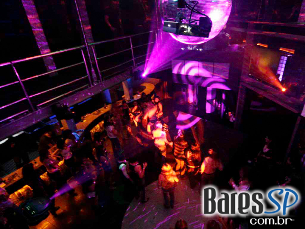 Quinta-feira teve festa especial para Elas na Boogie Disco Quinta-feira teve festa especial para Elas na Boogie Disco