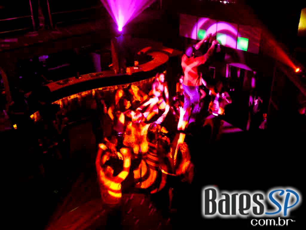 Quinta-feira teve festa especial para Elas na Boogie Disco Quinta-feira teve festa especial para Elas na Boogie Disco