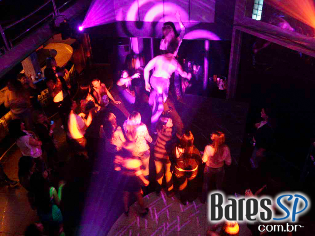 Quinta-feira teve festa especial para Elas na Boogie Disco Quinta-feira teve festa especial para Elas na Boogie Disco