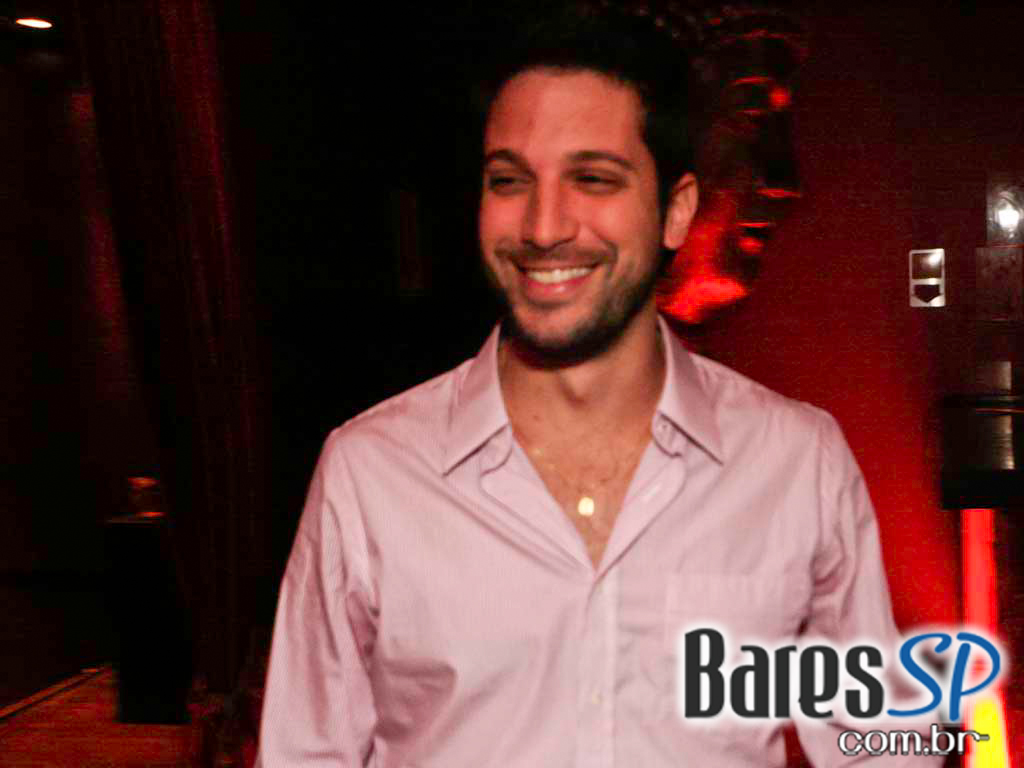 Kiss & Fly recebeu DJ americano Kaskade Kiss & Fly recebeu DJ americano Kaskade