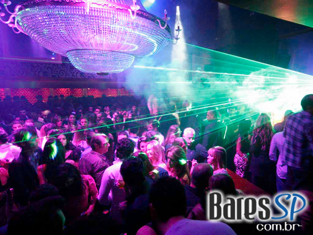 Kiss & Fly recebeu DJ americano Kaskade Kiss & Fly recebeu DJ americano Kaskade