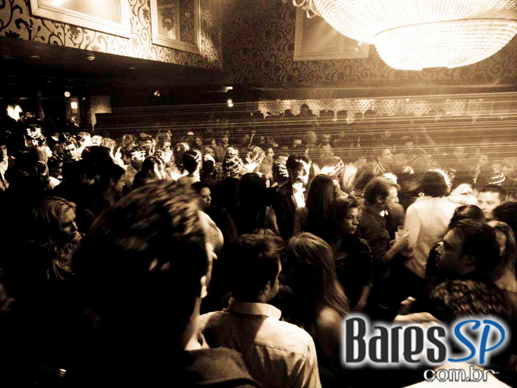 Kiss & Fly recebeu DJ americano Kaskade Kiss & Fly recebeu DJ americano Kaskade