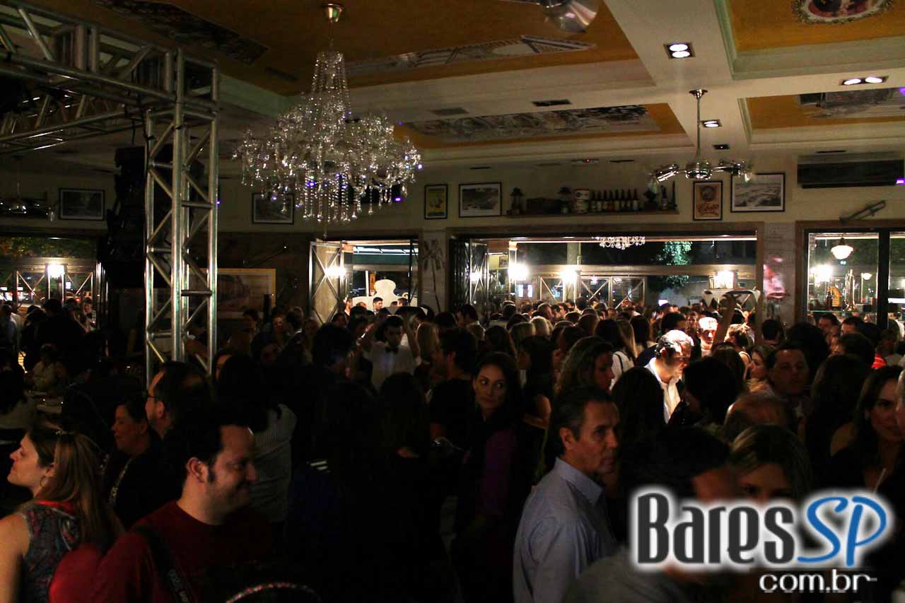 Mart´nália fez show na inauguração de mais uma unidade da Cervejaria Patriarca Mart´nália fez show na inauguração de mais uma unidade da Cervejaria Patriarca