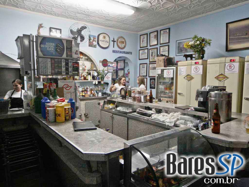 Bar do Biu teve happy hour descontraído na sexta Bar do Biu teve happy hour descontraído na sexta