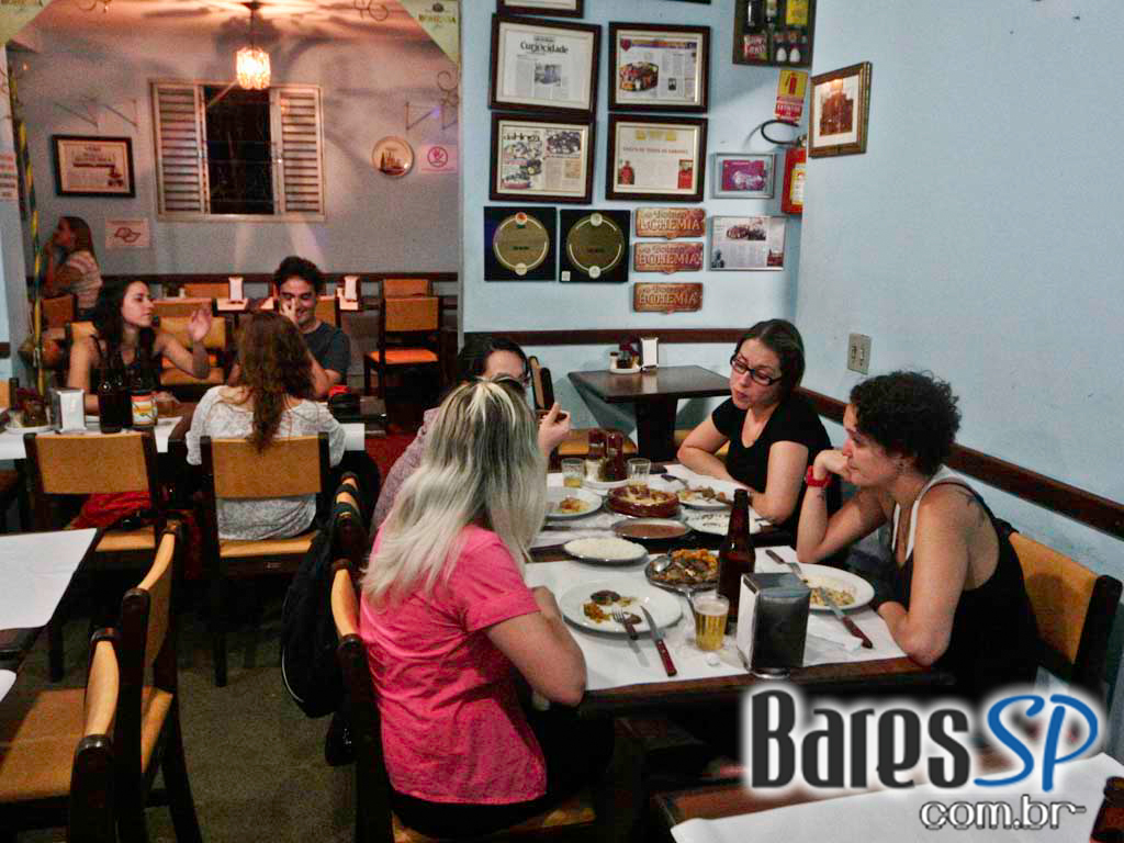 Bar do Biu teve happy hour descontraído na sexta Bar do Biu teve happy hour descontraído na sexta