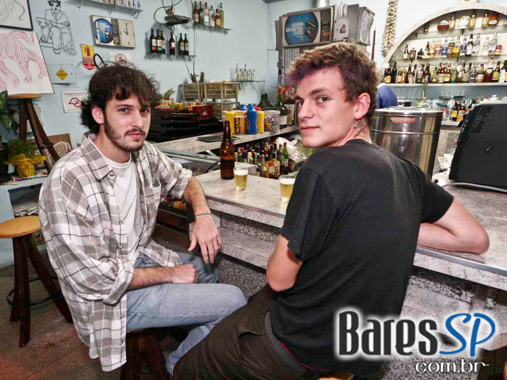 Bar do Biu teve happy hour descontraído na sexta Bar do Biu teve happy hour descontraído na sexta