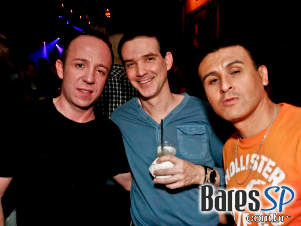 The Society apresentou nessa sexta a banda americana OK Go The Society apresentou nessa sexta a banda americana OK Go