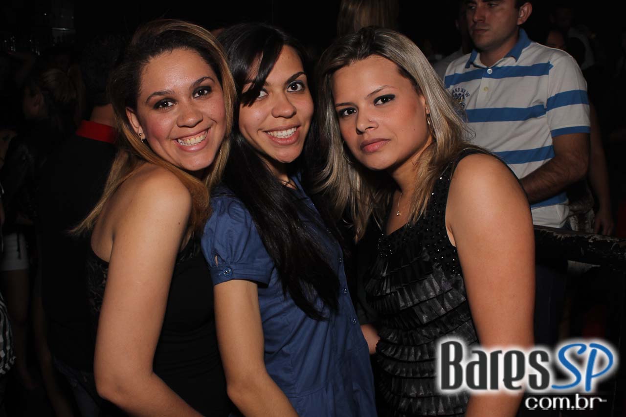 Cabaret recebeu convidado especial para esquentar a noite de sábado Cabaret recebeu convidado especial para esquentar a noite de sábado