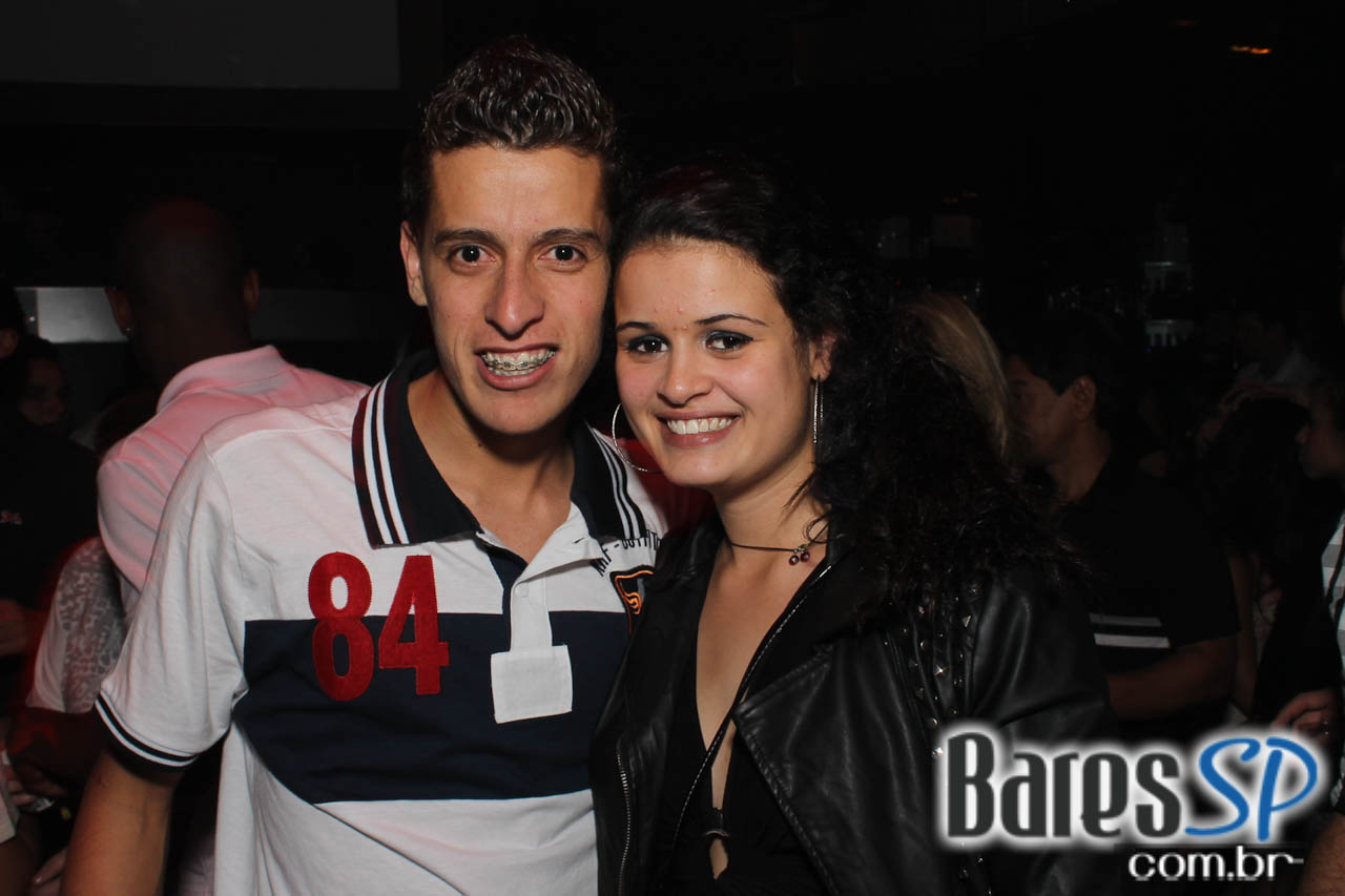 Cabaret recebeu convidado especial para esquentar a noite de sábado Cabaret recebeu convidado especial para esquentar a noite de sábado