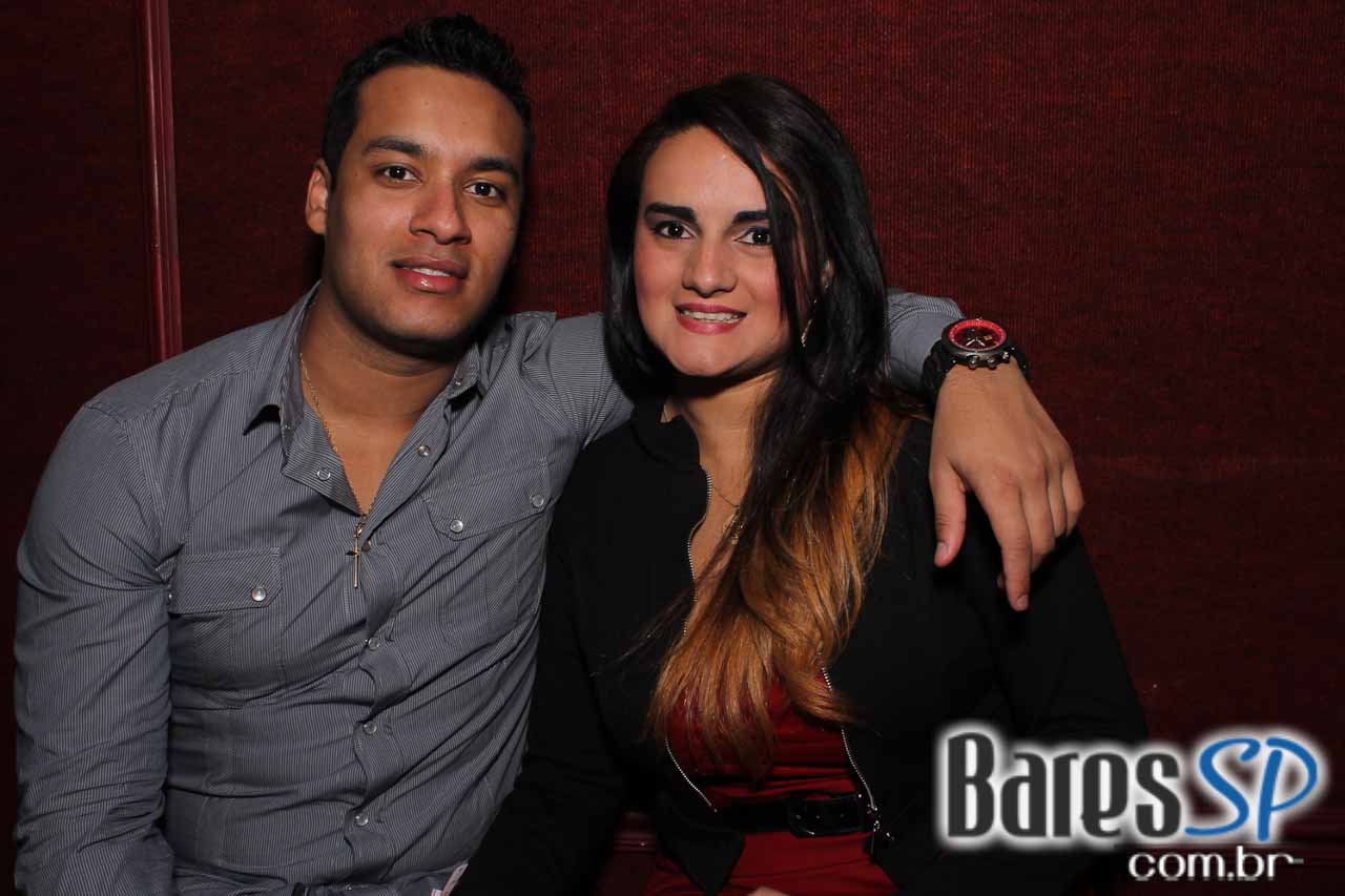 Cabaret recebeu convidado especial para esquentar a noite de sábado Cabaret recebeu convidado especial para esquentar a noite de sábado