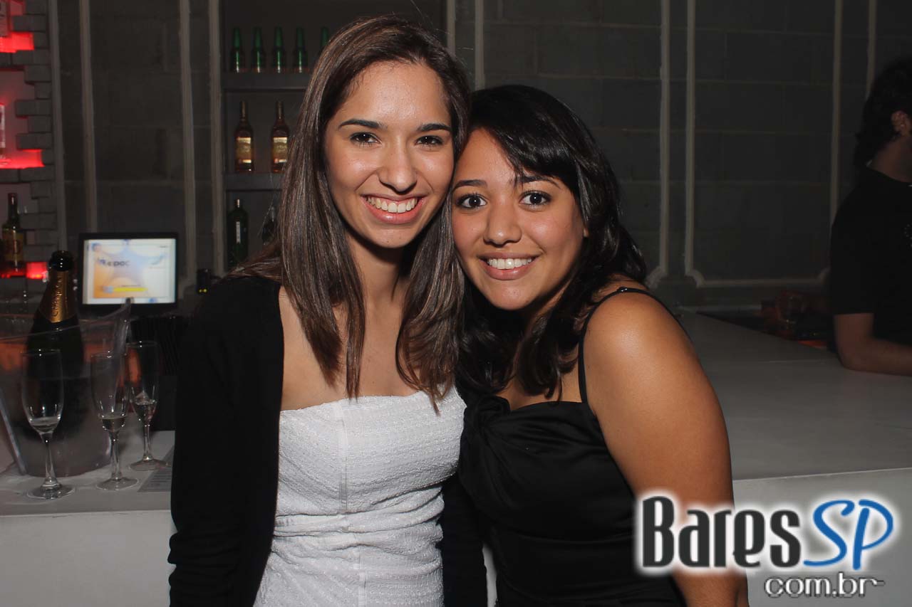 Domingo foi dia de Club Sonique com a apresentação de diversos DJs Domingo foi dia de Club Sonique com a apresentação de diversos DJs