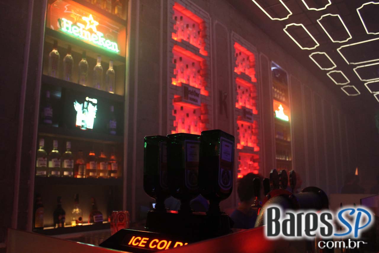 Domingo foi dia de Club Sonique com a apresentação de diversos DJs Domingo foi dia de Club Sonique com a apresentação de diversos DJs