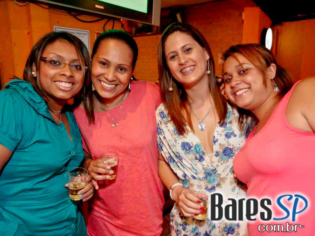 Cardápio variado e convidados especiais no Boteco Santa Laura Cardápio variado e convidados especiais no Boteco Santa Laura