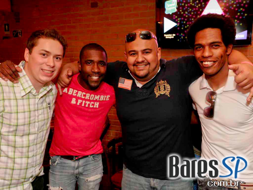 Cardápio variado e convidados especiais no Boteco Santa Laura Cardápio variado e convidados especiais no Boteco Santa Laura