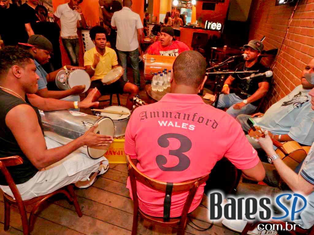 Cardápio variado e convidados especiais no Boteco Santa Laura Cardápio variado e convidados especiais no Boteco Santa Laura