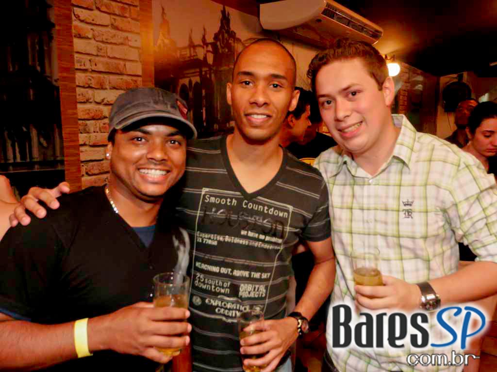 Cardápio variado e convidados especiais no Boteco Santa Laura Cardápio variado e convidados especiais no Boteco Santa Laura