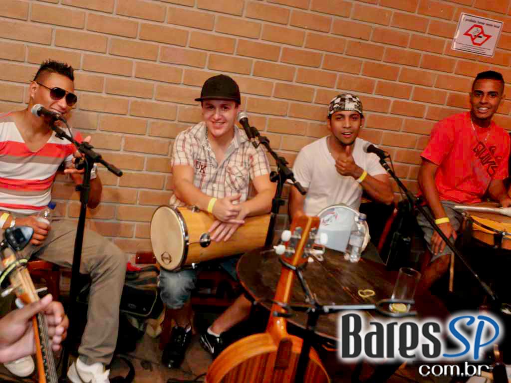 Cardápio variado e convidados especiais no Boteco Santa Laura Cardápio variado e convidados especiais no Boteco Santa Laura