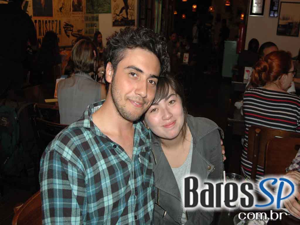 Quarta-Feira foi dia de happy hours no Bar Exquisito, na Bela Cintra Quarta-Feira foi dia de happy hours no Bar Exquisito, na Bela Cintra