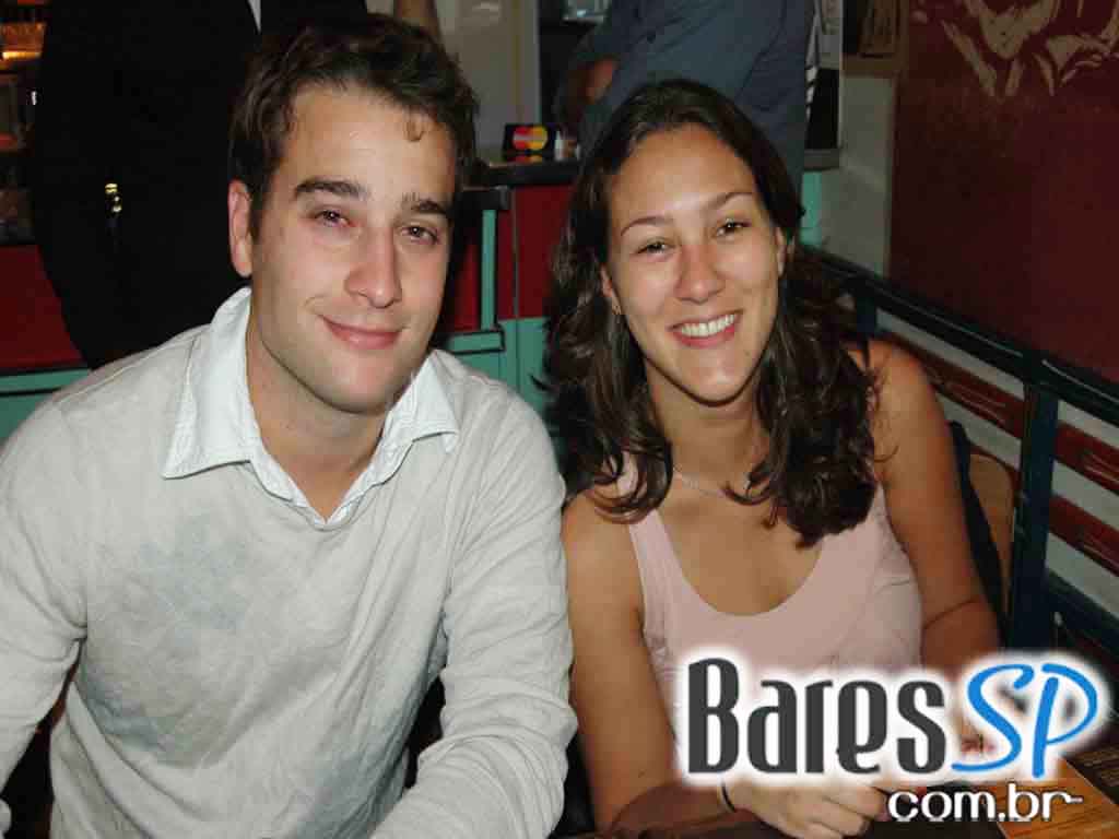 Quarta-Feira foi dia de happy hours no Bar Exquisito, na Bela Cintra Quarta-Feira foi dia de happy hours no Bar Exquisito, na Bela Cintra