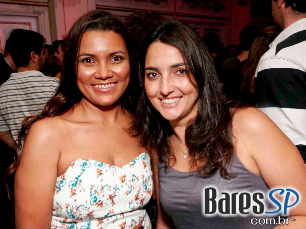 Ballroom recebe escola de samba Rosas de Ouro e DJs na festa 3 em 1 nesse sábado Ballroom recebe escola de samba Rosas de Ouro e DJs na festa 3 em 1 nesse sábado