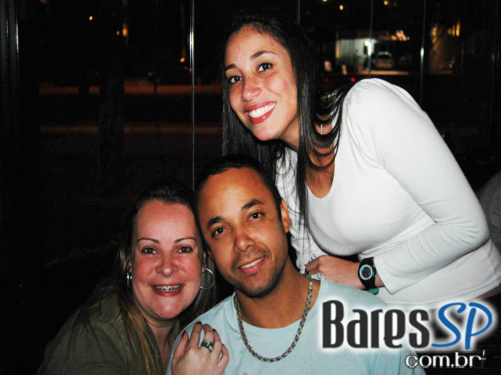 Adega Original Bar recebeu o melhor do sertanejo - Ação Unisal 2011 Adega Original Bar recebeu o melhor do sertanejo - Ação Unisal 2011