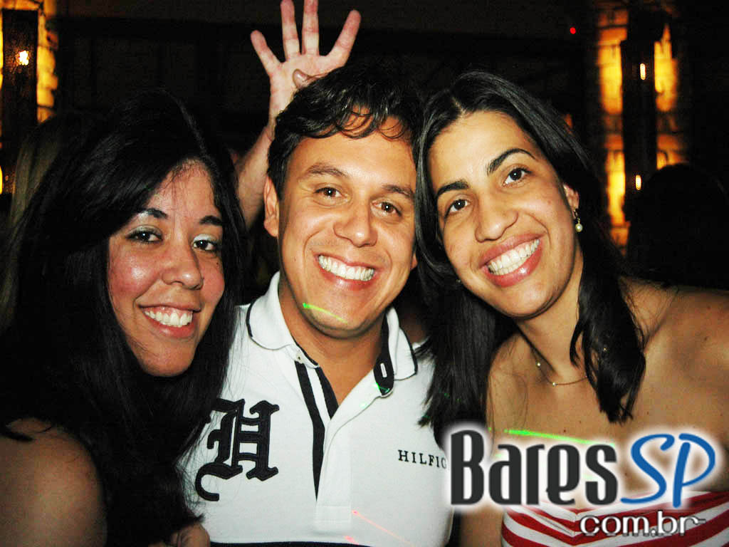 Adega Original Bar recebeu o melhor do sertanejo - Ação Unisal 2011 Adega Original Bar recebeu o melhor do sertanejo - Ação Unisal 2011