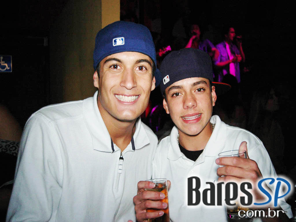 Adega Original Bar recebeu o melhor do sertanejo - Ação Unisal 2011 Adega Original Bar recebeu o melhor do sertanejo - Ação Unisal 2011