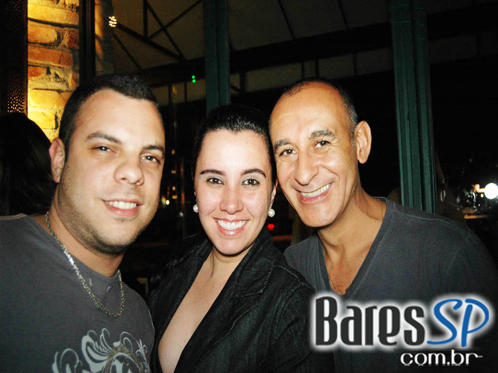 Adega Original Bar recebeu o melhor do sertanejo - Ação Unisal 2011 Adega Original Bar recebeu o melhor do sertanejo - Ação Unisal 2011