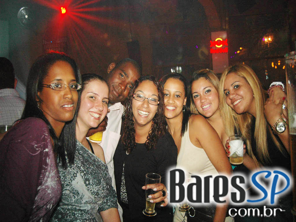 Papagaio Vintém recebeu o som da dupla João Marcos e Alessandro - Ação Unisal 2011 Papagaio Vintém recebeu o som da dupla João Marcos e Alessandro - Ação Unisal 2011