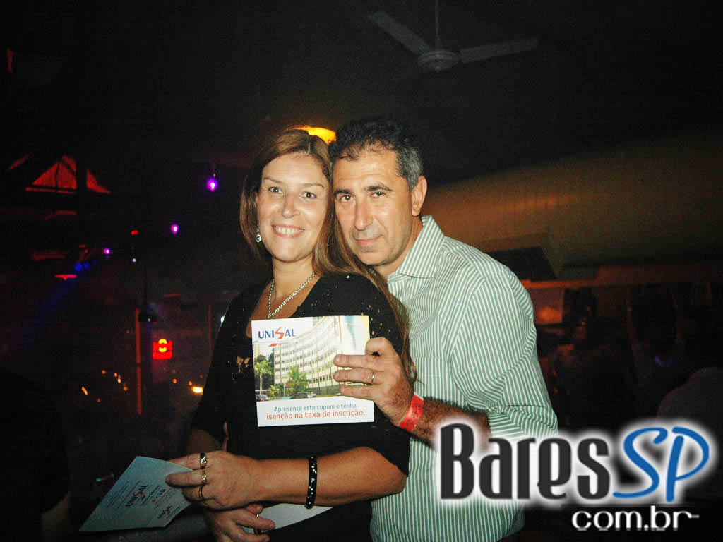 Papagaio Vintém recebeu o som da dupla João Marcos e Alessandro - Ação Unisal 2011 Papagaio Vintém recebeu o som da dupla João Marcos e Alessandro - Ação Unisal 2011