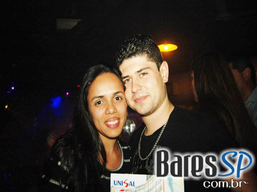 Papagaio Vintém recebeu o som da dupla João Marcos e Alessandro - Ação Unisal 2011 Papagaio Vintém recebeu o som da dupla João Marcos e Alessandro - Ação Unisal 2011