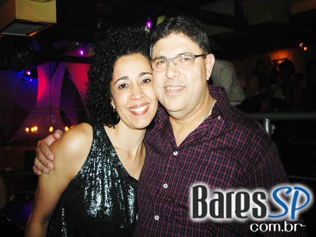 Papagaio Vintém recebeu o som da dupla João Marcos e Alessandro - Ação Unisal 2011 Papagaio Vintém recebeu o som da dupla João Marcos e Alessandro - Ação Unisal 2011