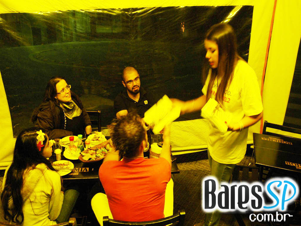 Bar do Plínio teve deliciosos pratos e boa música no sábado - Ação Unisal 2011 Bar do Plínio teve deliciosos pratos e boa música no sábado - Ação Unisal 2011