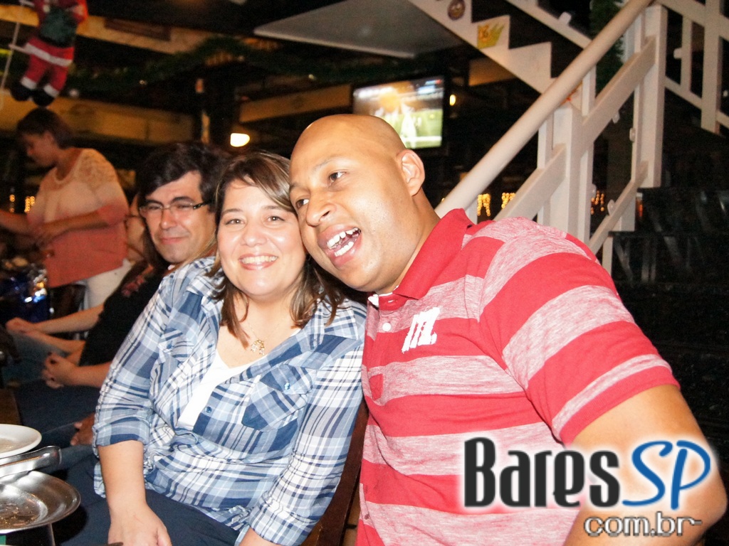 No Bar do Juarez, em Pinheiros, teve Happy Hour com Camarão e chopp Brahma. No Bar do Juarez, em Pinheiros, teve Happy Hour com Camarão e chopp Brahma.