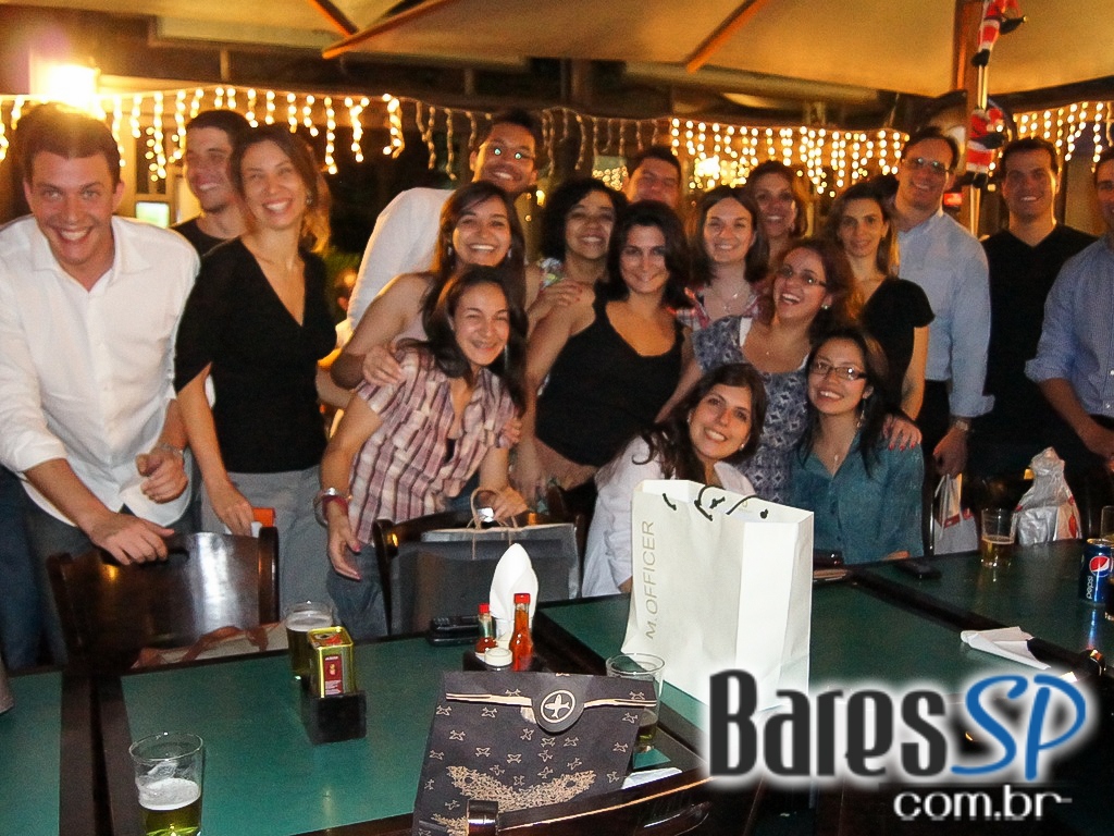 No Bar do Juarez, em Pinheiros, teve Happy Hour com Camarão e chopp Brahma. No Bar do Juarez, em Pinheiros, teve Happy Hour com Camarão e chopp Brahma.