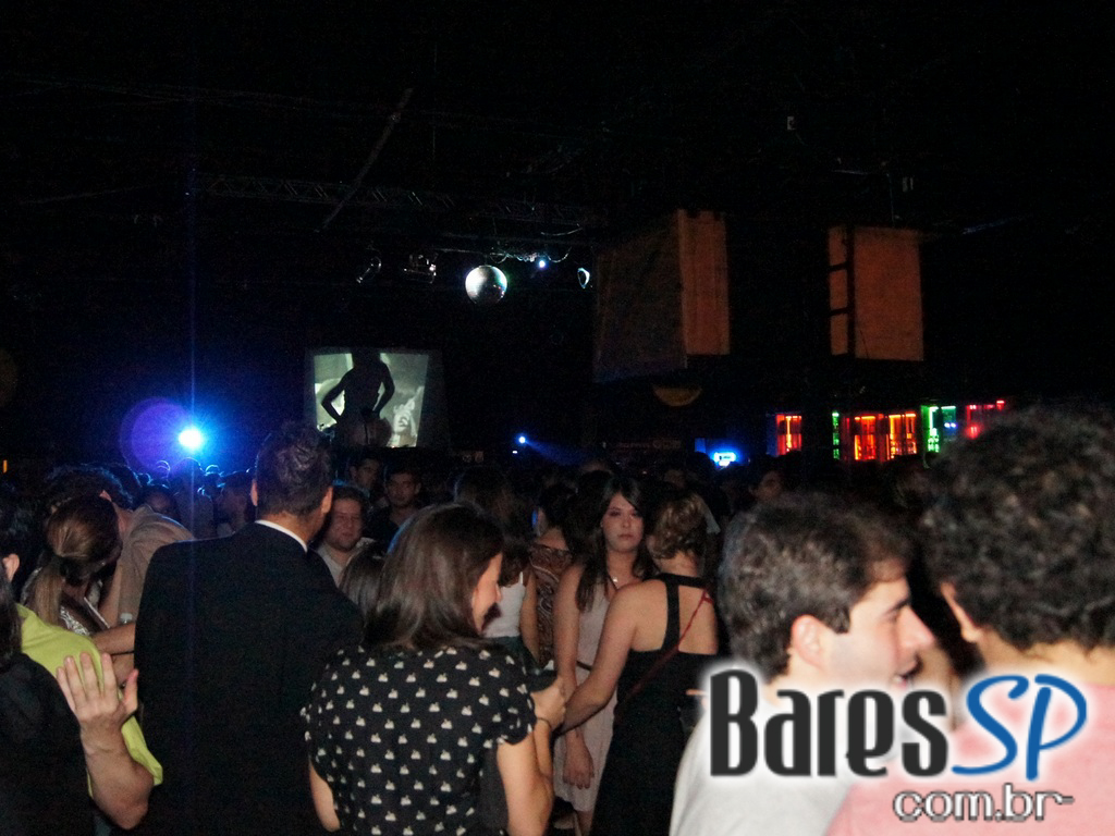 Estúdio Emme recebeu a última edição da festa Jingle Bells com muitas atrações Estúdio Emme recebeu a última edição da festa Jingle Bells com muitas atrações