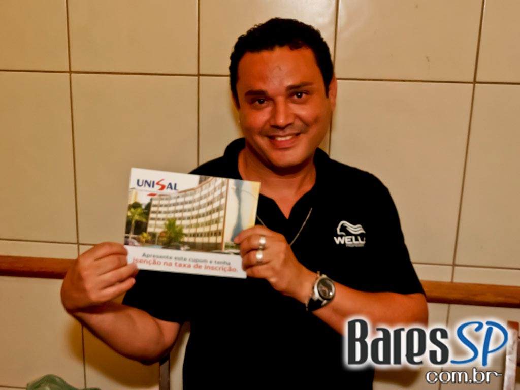 Mocofava ofereceu drink e cardápio diversificado, cerveja bem gelada e música ambiente - Ação UNISAL 2011 Mocofava ofereceu drink e cardápio diversificado, cerveja bem gelada e música ambiente - Ação UNISAL 2011