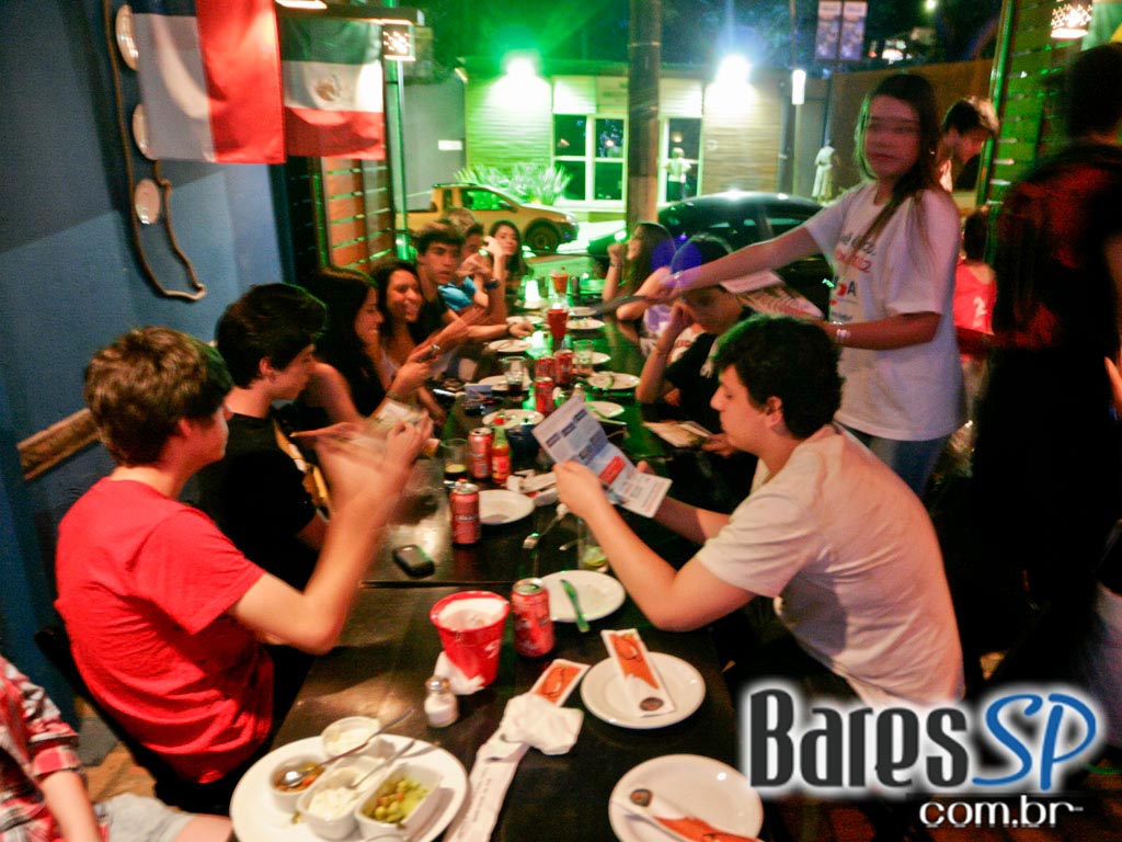 Habanero Bar das Américas ofereceu culinária mexicana e um gelado chopp - Ação Unisal 2011 Habanero Bar das Américas ofereceu culinária mexicana e um gelado chopp - Ação Unisal 2011