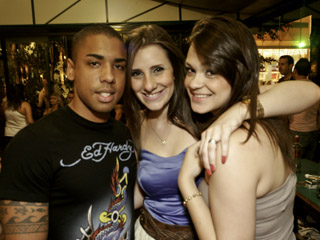 Adega Original Bar recebeu Banda Segura neste sábado - Ação Unisal 2011