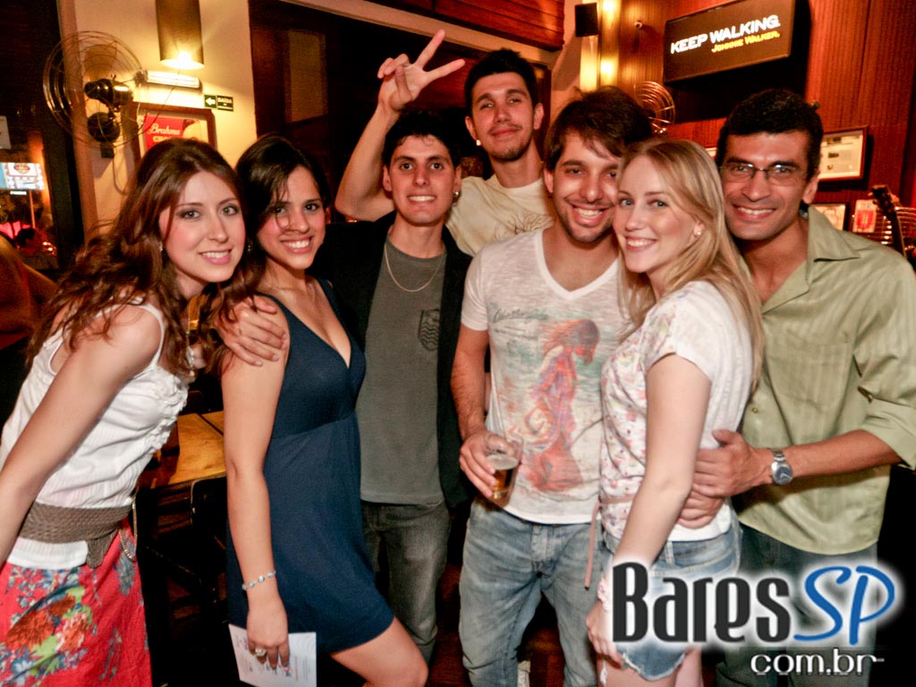 Banda Detrox se apresentou nesta sexta no Aldeia da Villa - Ação Unisal 2011 Banda Detrox se apresentou nesta sexta no Aldeia da Villa - Ação Unisal 2011