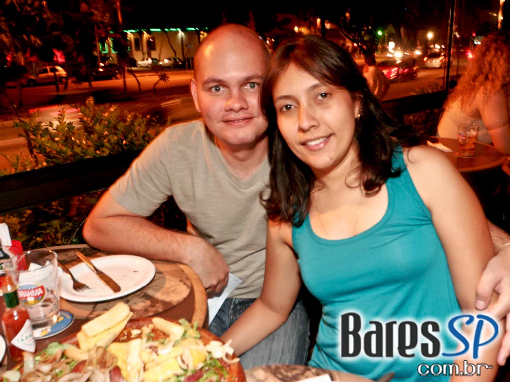 Banda Detrox se apresentou nesta sexta no Aldeia da Villa - Ação Unisal 2011 Banda Detrox se apresentou nesta sexta no Aldeia da Villa - Ação Unisal 2011