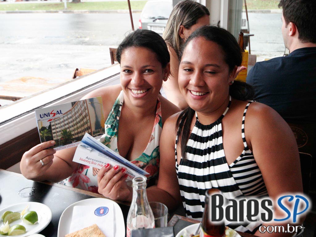 Cervejaria do Luiz Fernandes apresentou um cardápio variado no domingo - Ação Unisal 2011 Cervejaria do Luiz Fernandes apresentou um cardápio variado no domingo - Ação Unisal 2011