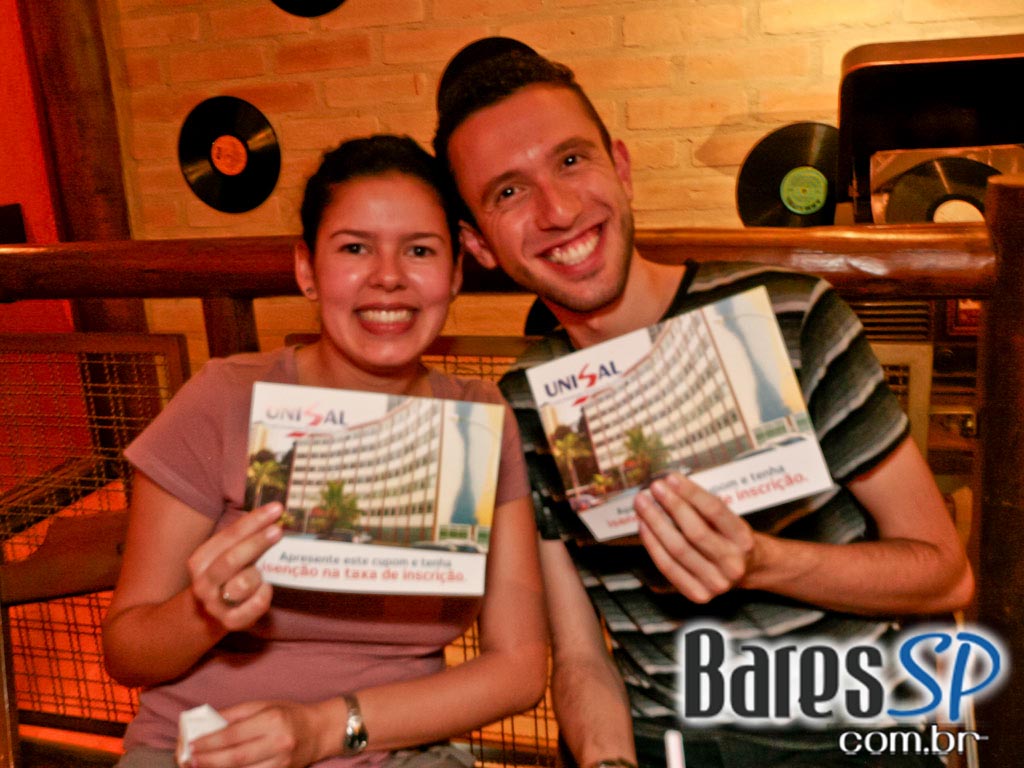 Villa Vintém apresentou uma noite repleta de música com participação da banda DJorges - Ação Unisal 2011 Villa Vintém apresentou uma noite repleta de música com participação da banda DJorges - Ação Unisal 2011