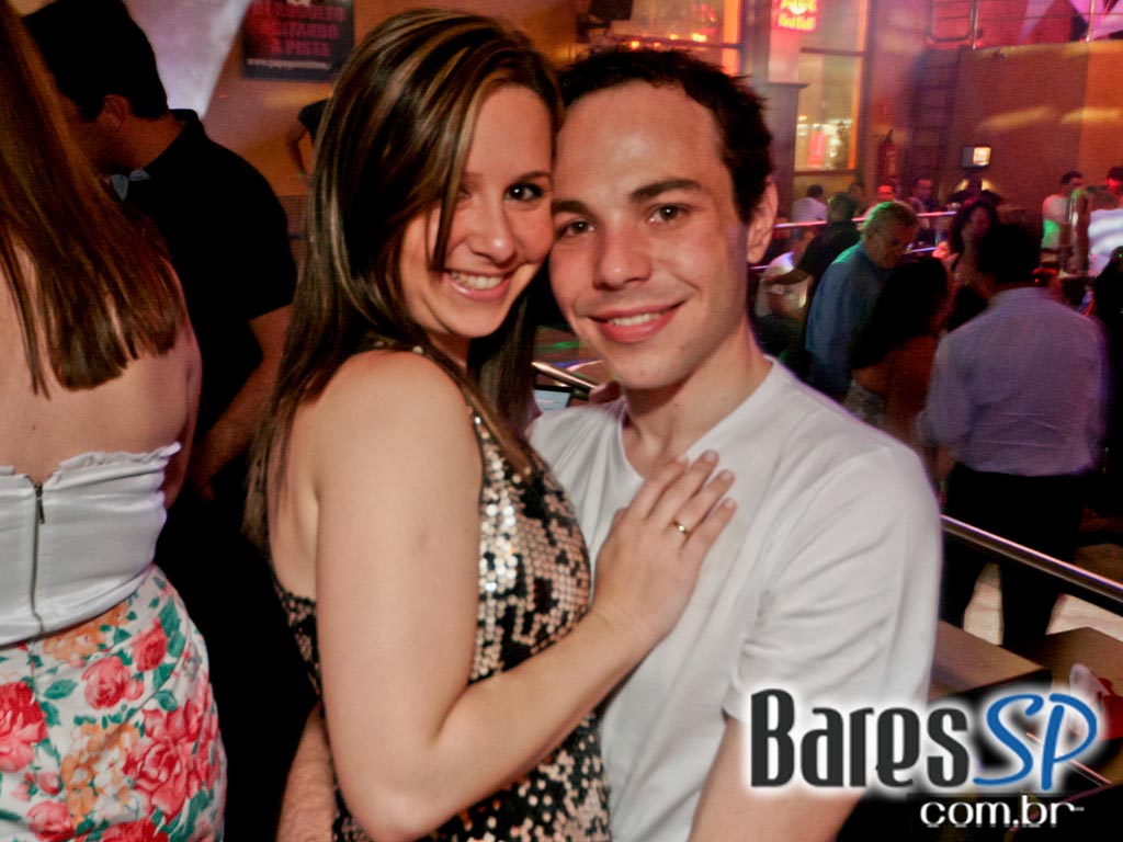 Noite de descontração com participação da banda Planet Vox no Papagaio Vintém - Ação Unisal 2011 Noite de descontração com participação da banda Planet Vox no Papagaio Vintém - Ação Unisal 2011