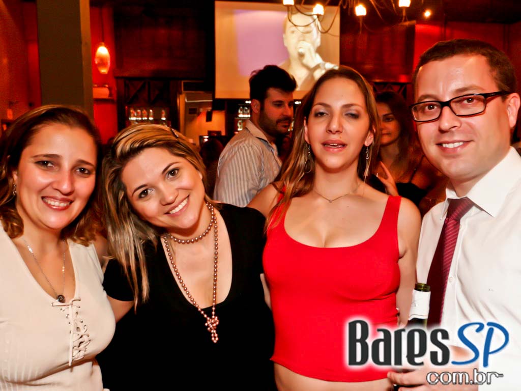 Boteco Pellegrino foi inaugurado nesta quarta com show de Lucylla & Lucyana Boteco Pellegrino foi inaugurado nesta quarta com show de Lucylla & Lucyana