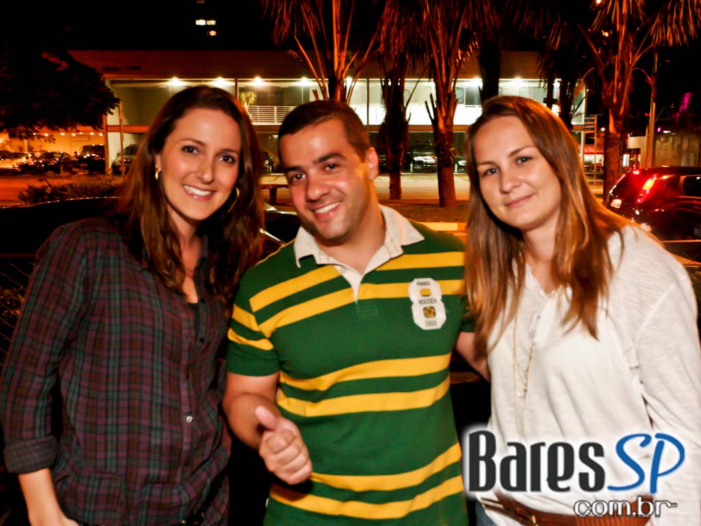 Boteco Pellegrino foi inaugurado nesta quarta com show de Lucylla & Lucyana Boteco Pellegrino foi inaugurado nesta quarta com show de Lucylla & Lucyana