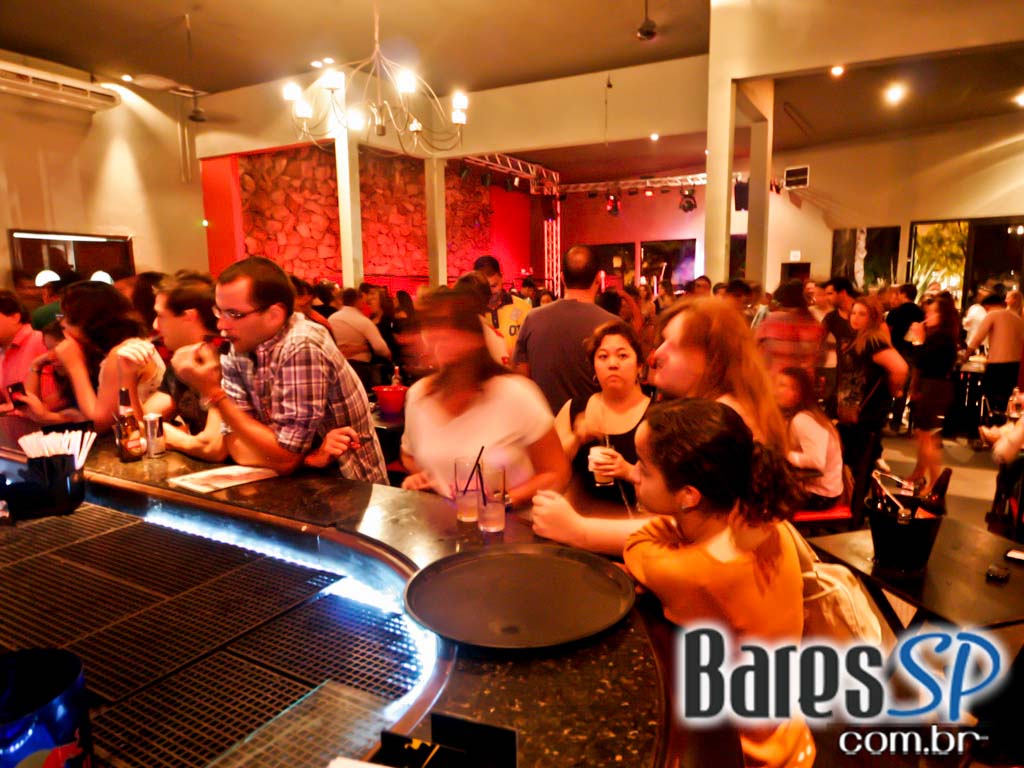 Boteco Pellegrino foi inaugurado nesta quarta com show de Lucylla & Lucyana Boteco Pellegrino foi inaugurado nesta quarta com show de Lucylla & Lucyana