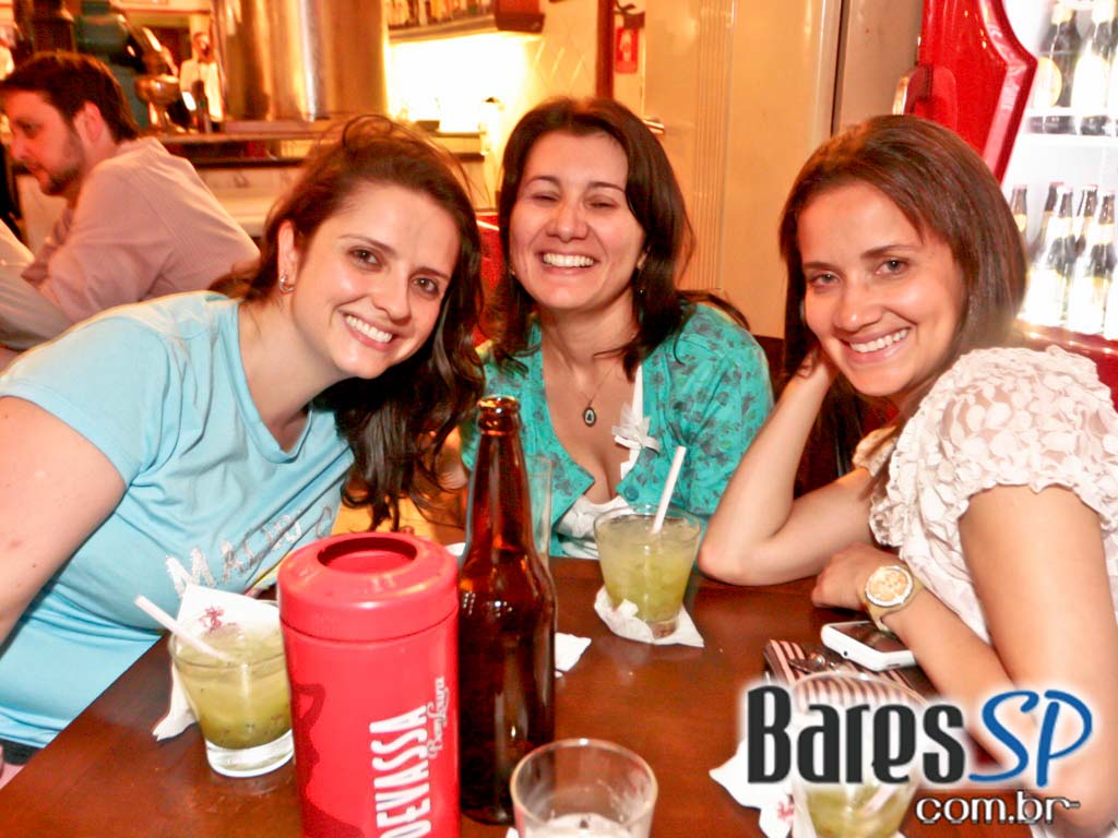 Quarta-Feira foi dia de Happy Hour no Salve Jorge, localizado no Itaim Bibi Quarta-Feira foi dia de Happy Hour no Salve Jorge, localizado no Itaim Bibi