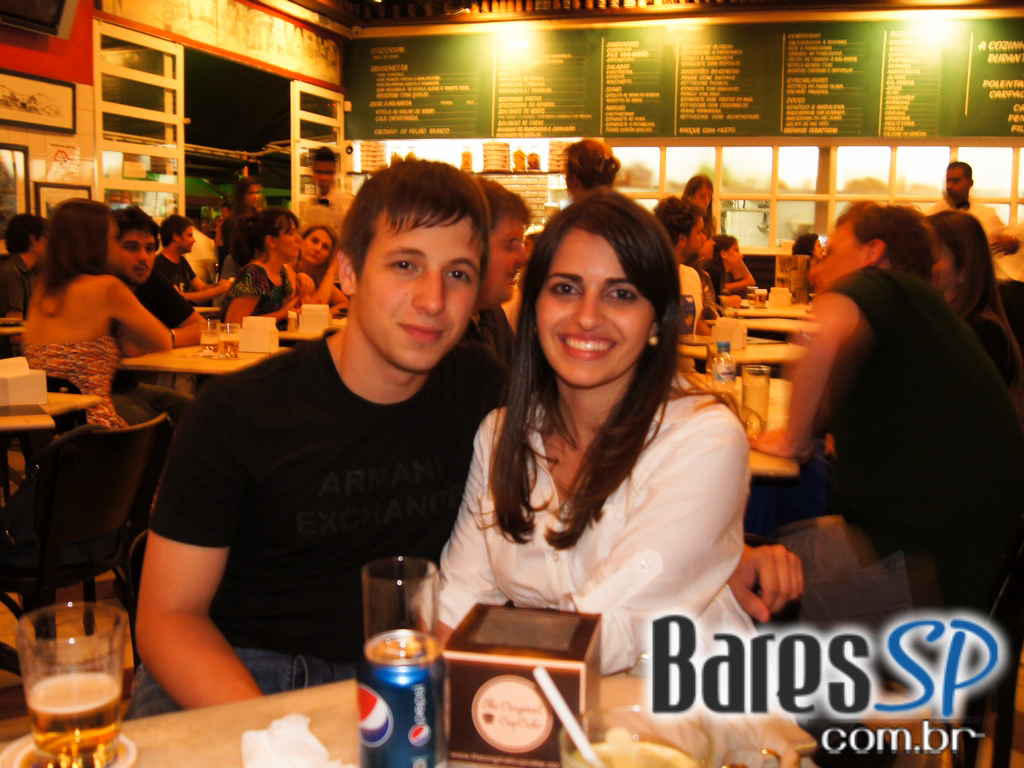 Genésio Pasta e Chopp ofereceu um happy hour descontraído na noite de sexta-feira Genésio Pasta e Chopp ofereceu um happy hour descontraído na noite de sexta-feira