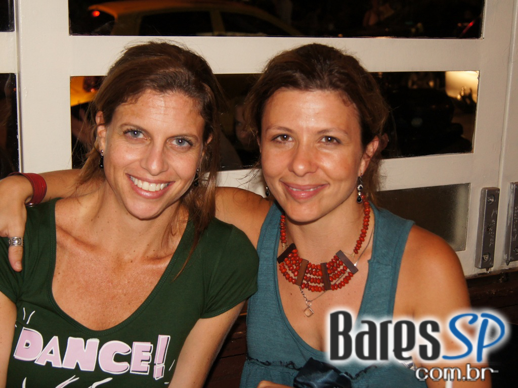 Genésio Pasta e Chopp ofereceu um happy hour descontraído na noite de sexta-feira Genésio Pasta e Chopp ofereceu um happy hour descontraído na noite de sexta-feira